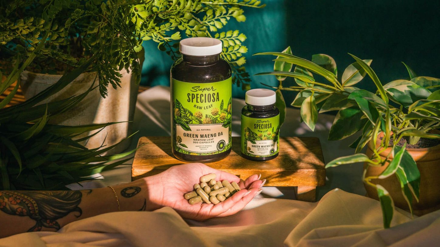 Super Speciosa Raw Leaf Kratom - Planet Organics
